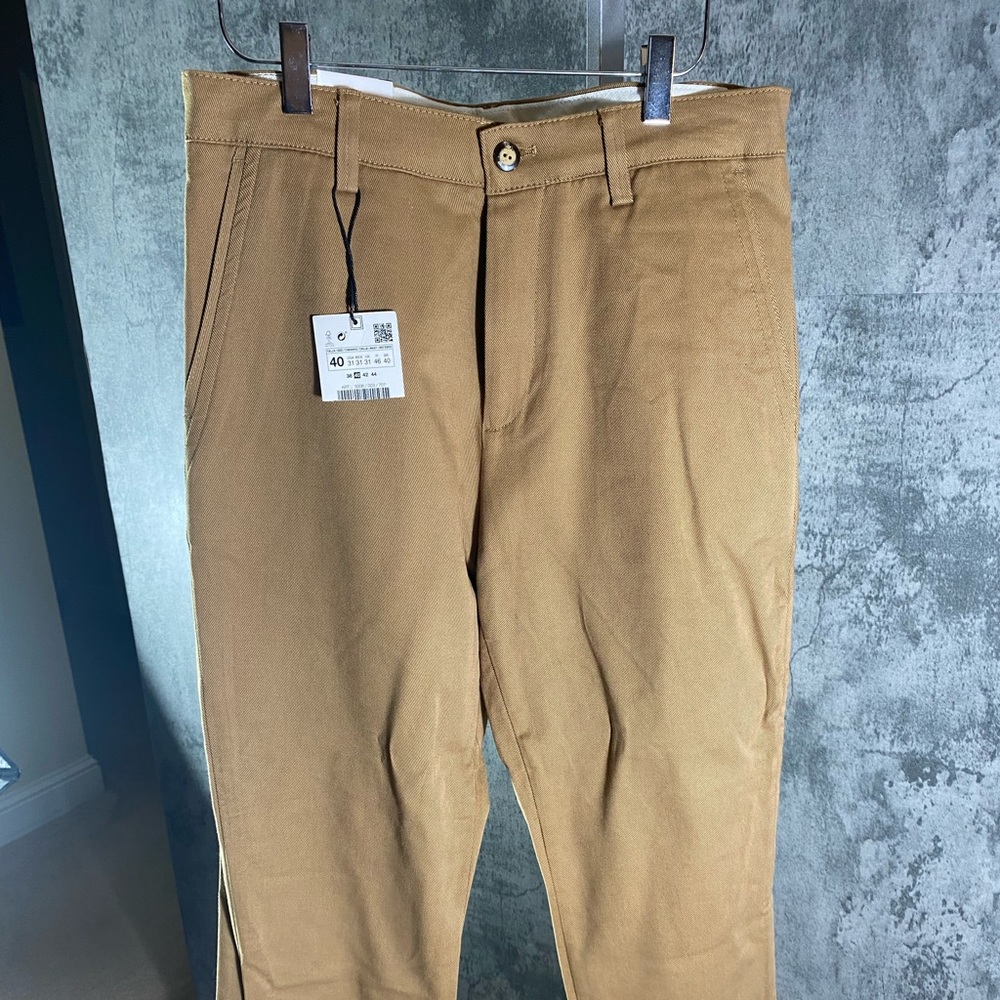 NWT Zara Cropped Chinos